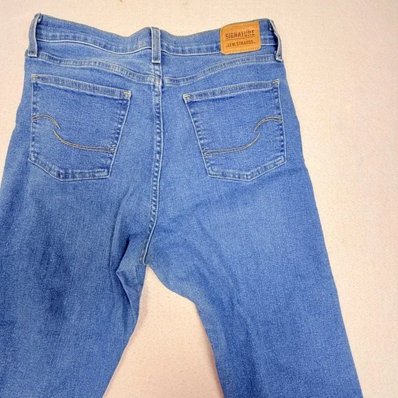 Signature by Levi Strauss Heritage High Rise Straight Distressed Jeans Blue 10 - Picture 8 of 11